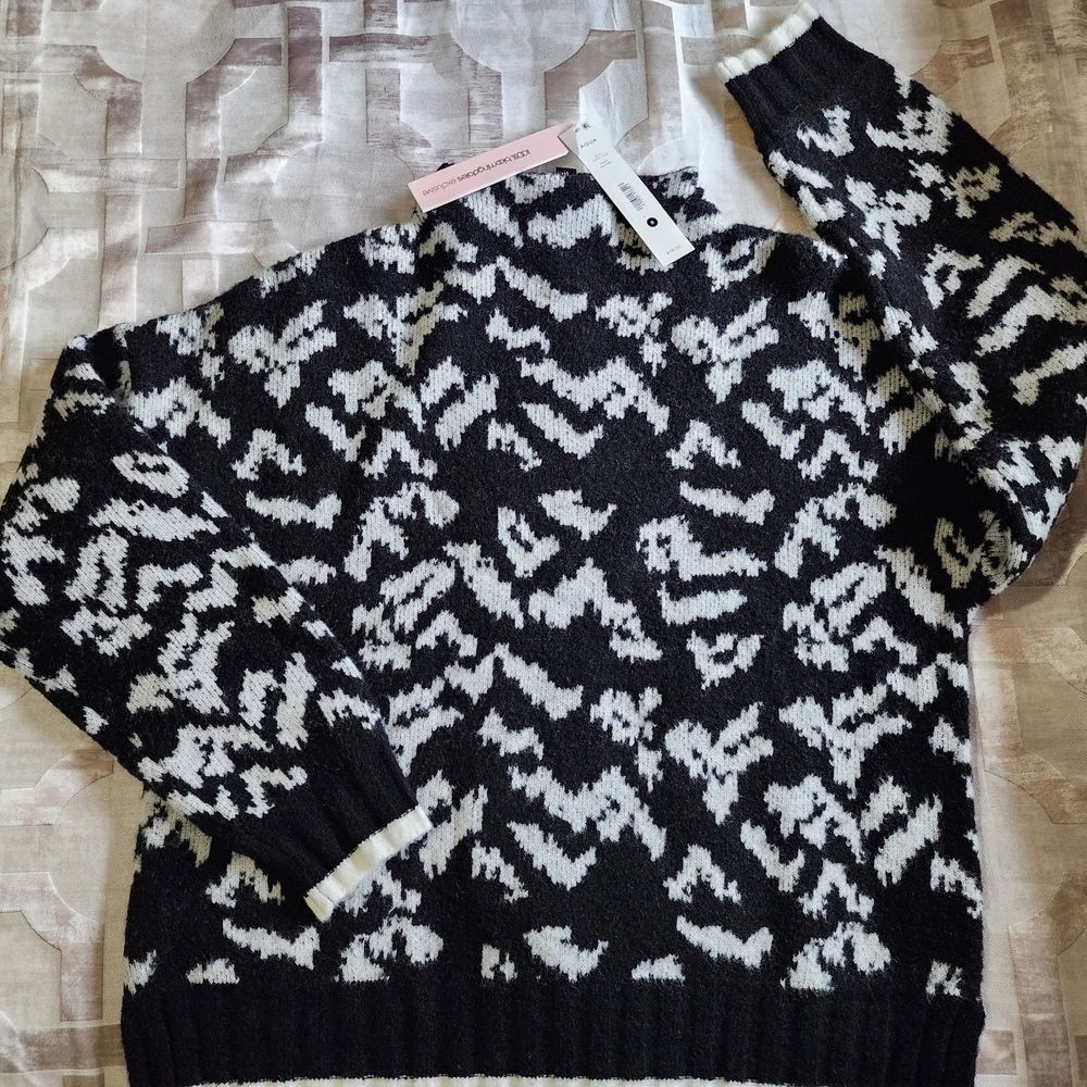 Aqua Monochrome Patterned Women's Sweater